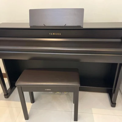 پیانو دیجیتال مدل Yamaha CLP-835