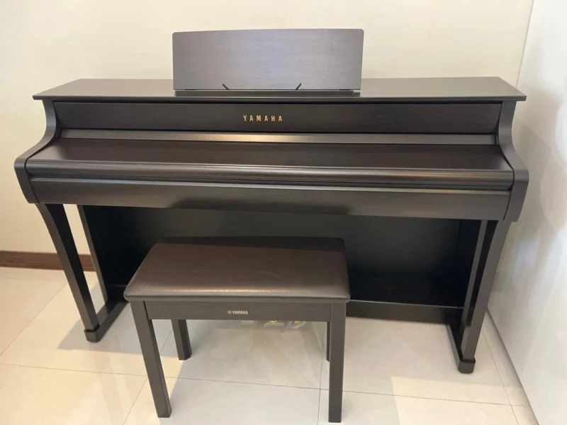 پیانو دیجیتال مدل Yamaha CLP-835